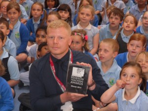 Mastt-smith-with-the-kids